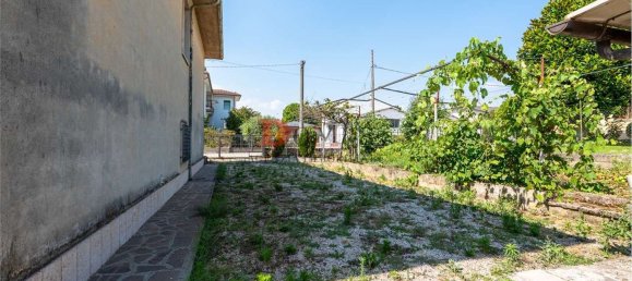 5 rooms Villa in Marmirolo, Italy No. 338430 38