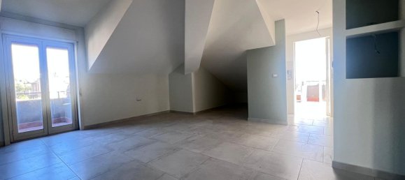 3غرفة شقة في Catania, Italy رقم 148120 5