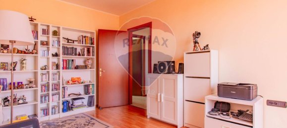 2 Schlafzimmer Wohnung in Marnate, Italy, Nr. 319441 15