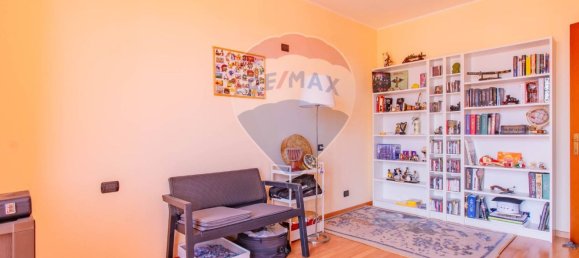 2 Schlafzimmer Wohnung in Marnate, Italy, Nr. 319441 16