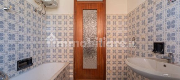 3 bedrooms Apartment in Asti, Italy No. 273621 21
