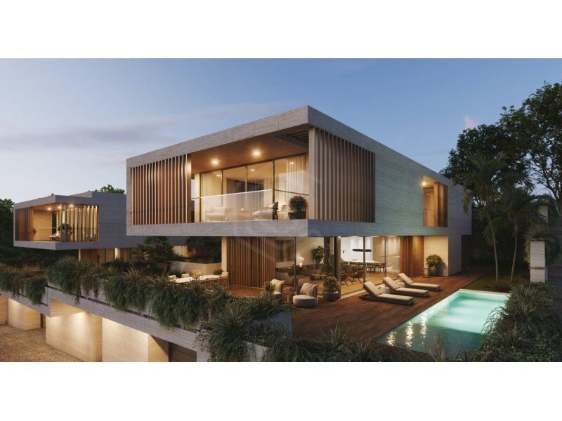 965m² Land in Lisbon, Portugal No. 98274