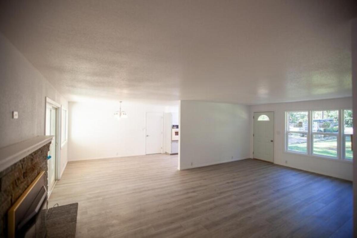 Casa de 3 dormitorios en Grants Pass, USA No. 380751