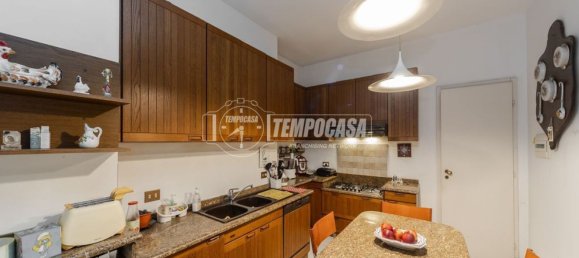 Apartamento de 4 divisões em Monza, Italy N.º 334586 12