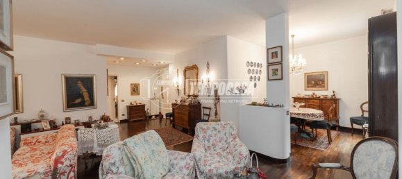 Apartamento de 4 divisões em Monza, Italy N.º 334586 7