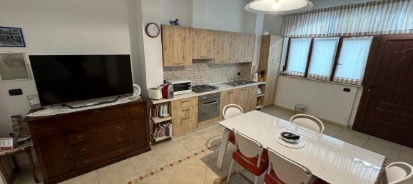 Casa de 4 habitaciónes en Porto San Giorgio, Italy No. 9145 5