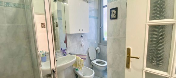 3 bedrooms Apartment in Rapallo, Italy No. 372752 9