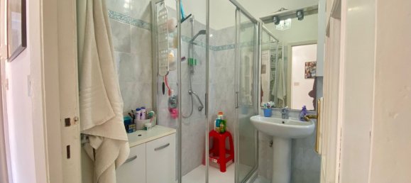 3 bedrooms Apartment in Rapallo, Italy No. 372752 10