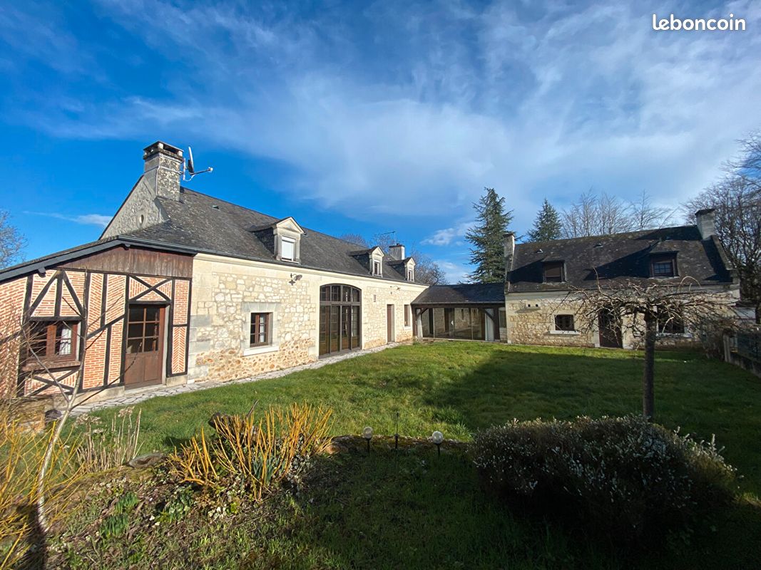 6 chambres Châteaux à Bourgueil, France No. 257858