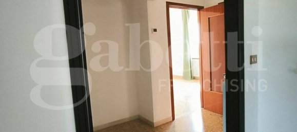2 bedrooms Apartment in Gallese, Italy No. 341624 5