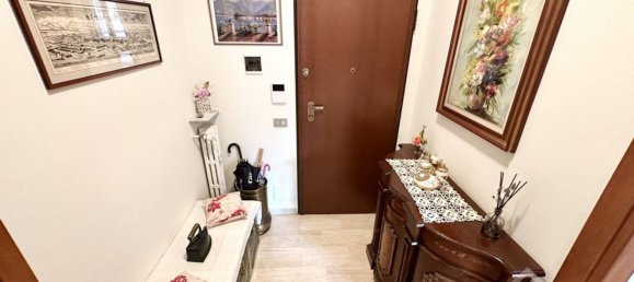 Apartamento de 2 divisões em Chivasso, Italy N.º 270703 16