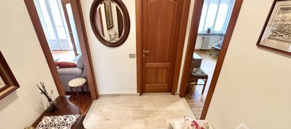 Apartamento de 2 divisões em Chivasso, Italy N.º 270703 12