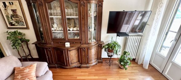 Apartamento de 2 divisões em Chivasso, Italy N.º 270703 14