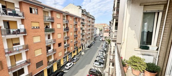 Apartamento de 2 divisões em Chivasso, Italy N.º 270703 5