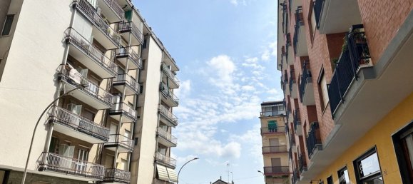 Apartamento de 2 divisões em Chivasso, Italy N.º 270703 21