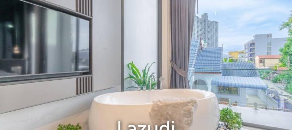 5 bedrooms Villa in Pattaya, Thailand No. 23503 10