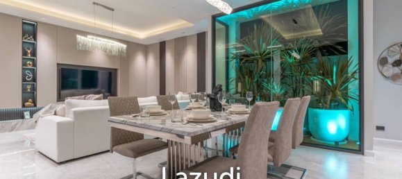 5 bedrooms Villa in Pattaya, Thailand No. 23503 2