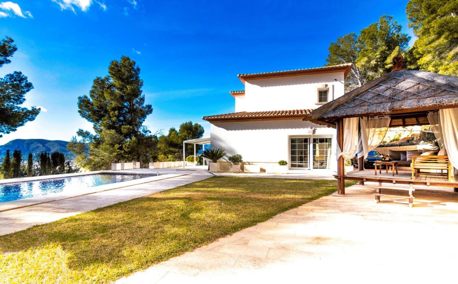 5 bedrooms Villa in Javea, Spain No. 4268