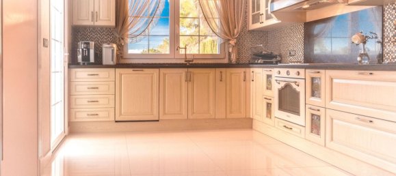 5 bedrooms Villa in Javea, Spain No. 4268 9