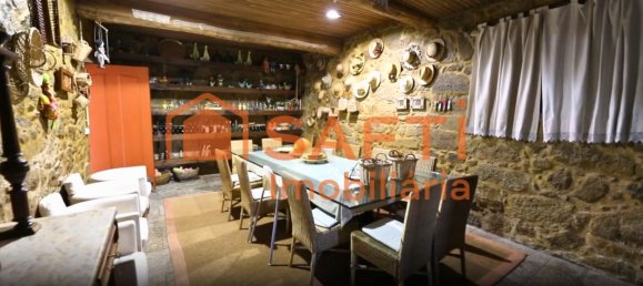 Edificio de 6 dormitorios en Povoa de Varzim, Portugal No. 138854 19