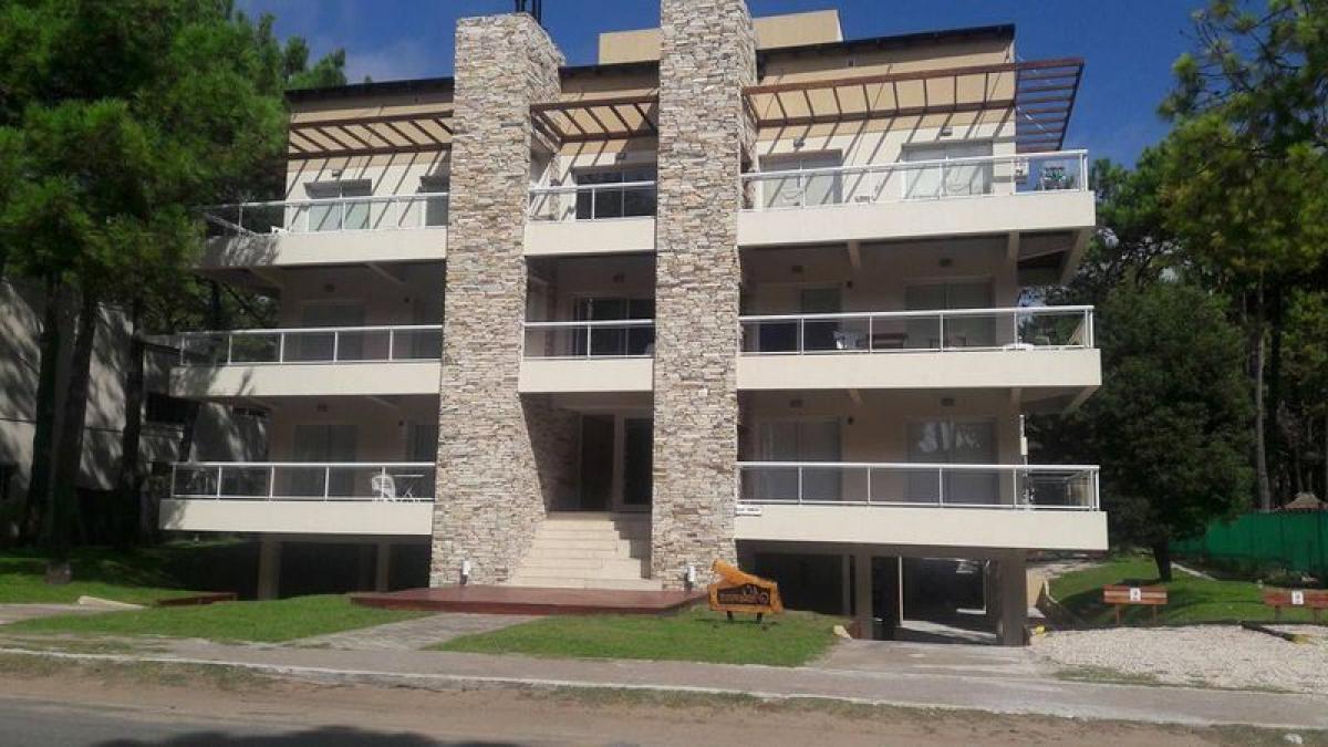 2 bedrooms Apartment in Mar del Plata, Argentina No. 93079