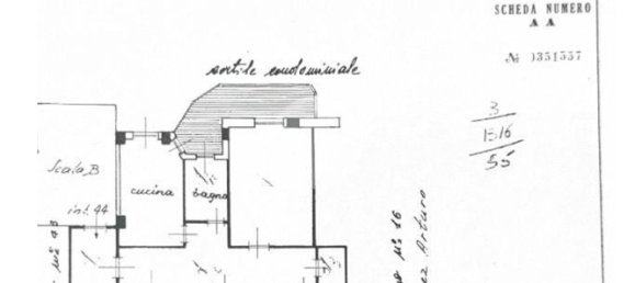 4-salle Appartement à Portici, Italy No. 8779 16