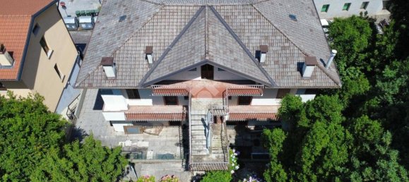 5 rooms Building in Udine, Italy No. 280574 5