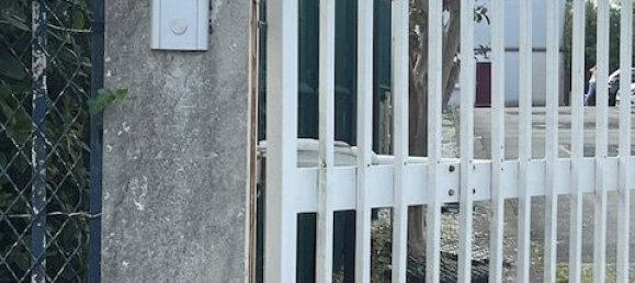 Estacionamiento en Carbon-Blanc, France No. 336805 4