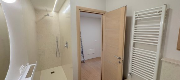 Квартира с 3 комнатами в Алассио, Италия № 124192 15