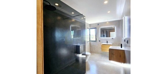 5 Schlafzimmer Haus in Quarteira, Portugal, Nr. 31932 18