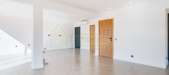 5 Schlafzimmer Haus in Quarteira, Portugal, Nr. 31932 49