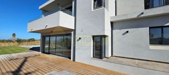 5 Schlafzimmer Haus in Quarteira, Portugal, Nr. 31932 7