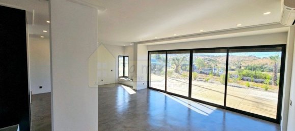 5 Schlafzimmer Haus in Quarteira, Portugal, Nr. 31932 12