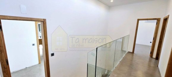 5 Schlafzimmer Haus in Quarteira, Portugal, Nr. 31932 24