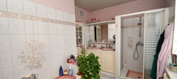 4 bedrooms House in Livry-Gargan, France No. 183750 9