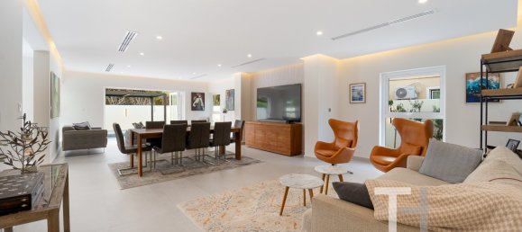 4 Schlafzimmer Villa in Meadows, UAE, Nr. 34499 2