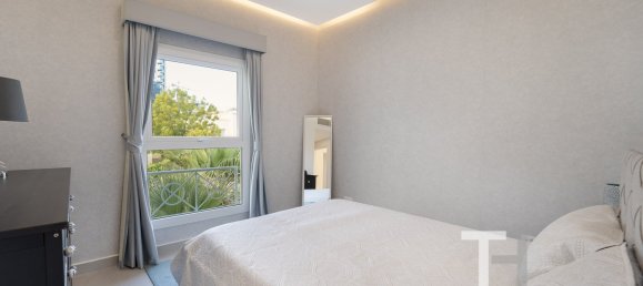 4 Schlafzimmer Villa in Meadows, UAE, Nr. 34499 13