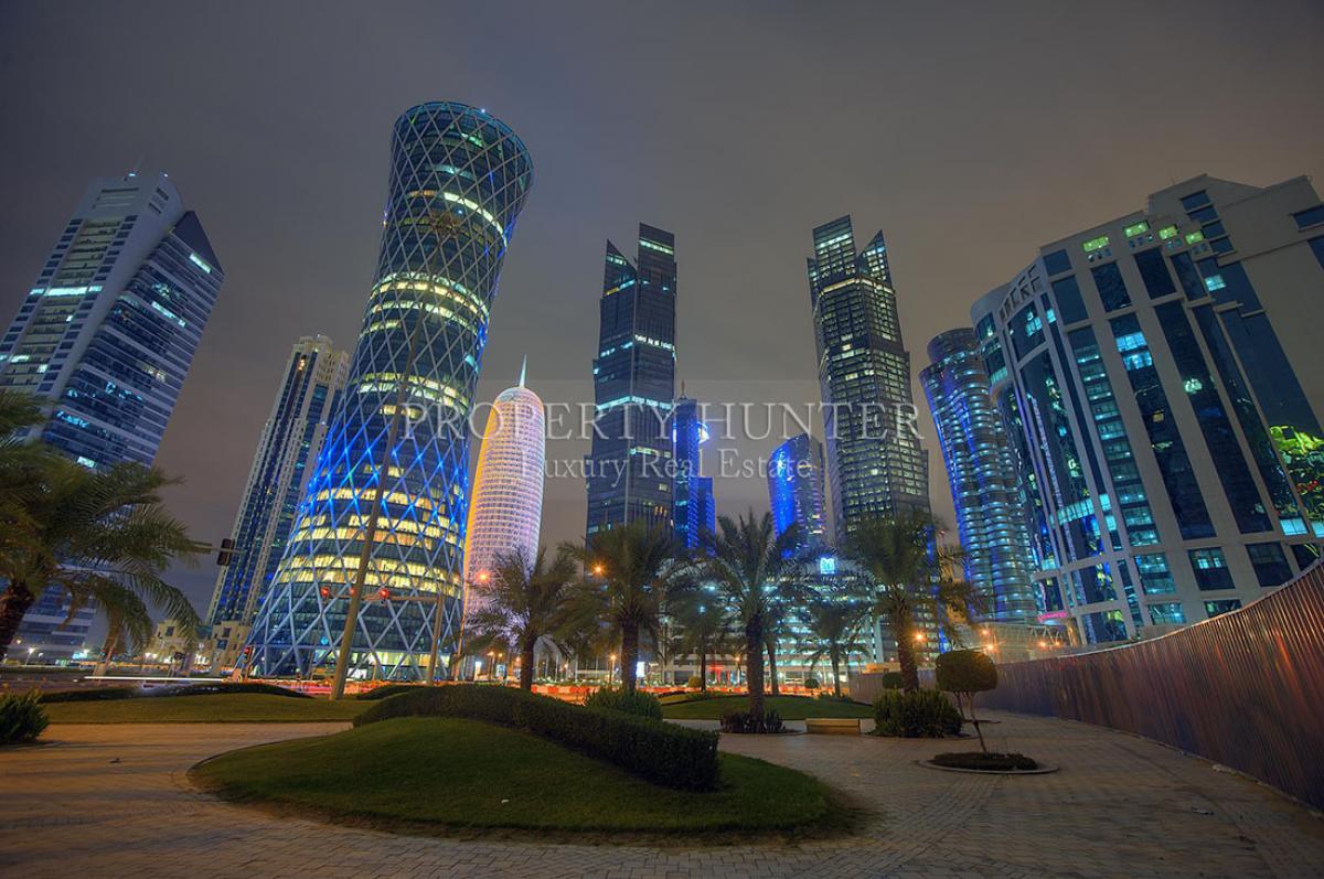  Land in The Pearl, Qatar No. 270