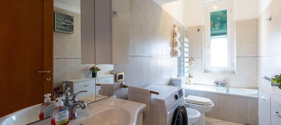 2 chambres Appartement à La Spezia, Italy No. 312867 10