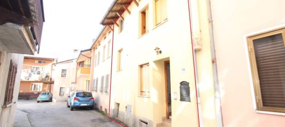 4 rooms House in Recoaro Terme, Italy No. 40175 3