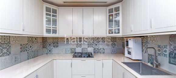 Adosado de 3 dormitorios en Jumeirah Village Triangle, UAE No. 98781 5