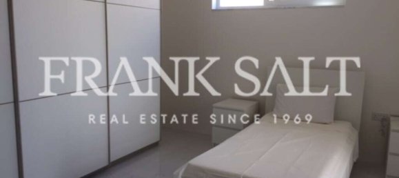 3 Schlafzimmer Villa in Swieqi, Malta, Nr. 9068 11