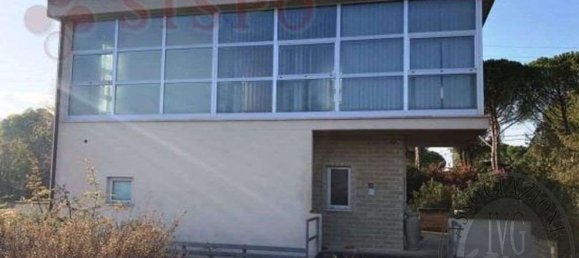 125m² Commercial property in Spoleto, Italy No. 304298 3