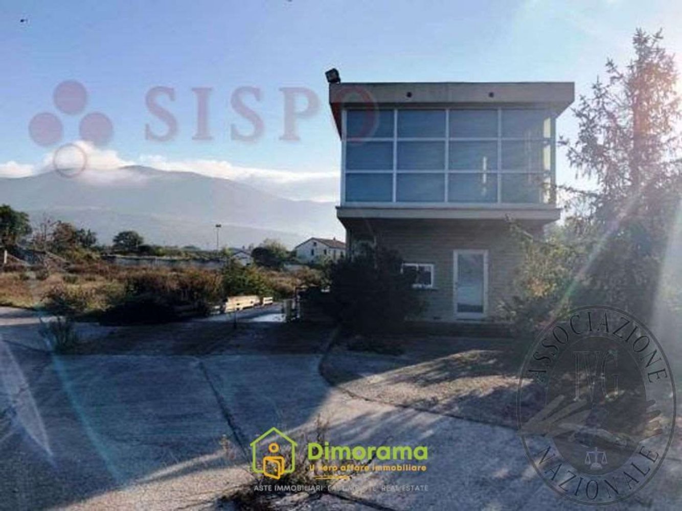 125m² Commercial property in Spoleto, Italy No. 304298