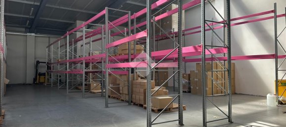 Склад с 1 комнатой в Тренто, Италия № 43536 21