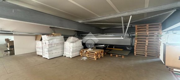 Склад с 1 комнатой в Тренто, Италия № 43536 14