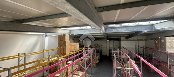 Склад с 1 комнатой в Тренто, Италия № 43536 9