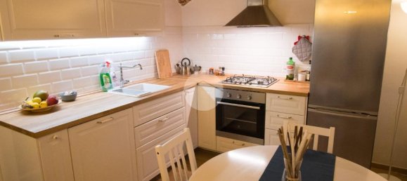 4 bedrooms Apartment in Genoa, Italy No. 353038 6