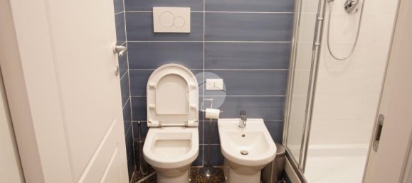 4 bedrooms Apartment in Genoa, Italy No. 353038 22