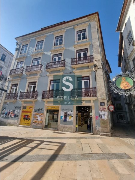 472m² Commercial property in Coimbra, Portugal No. 222764